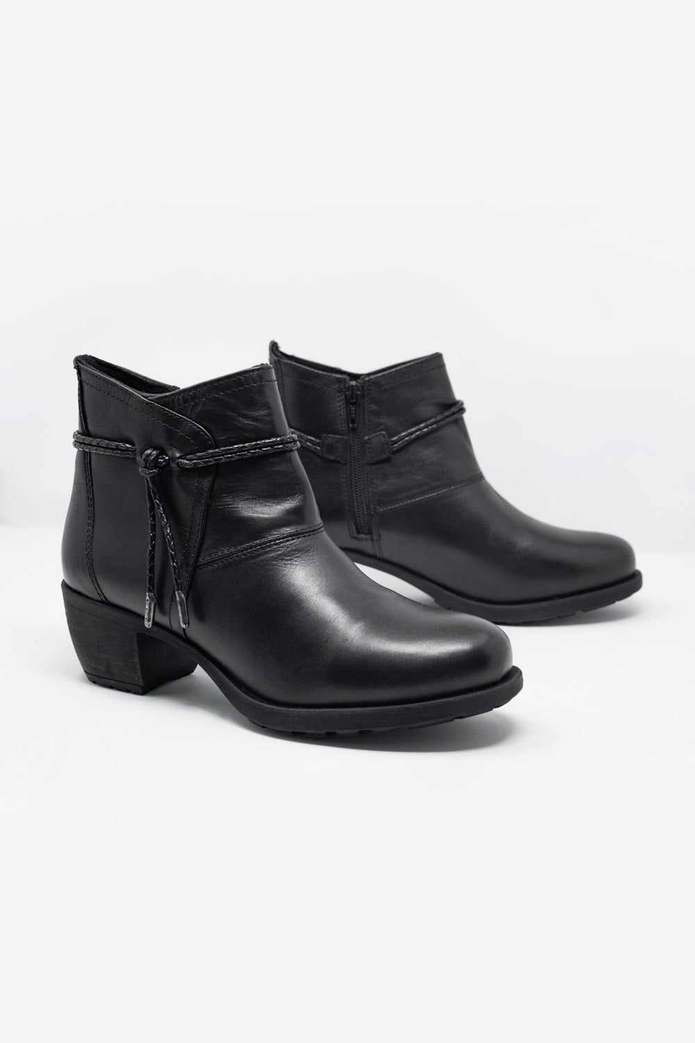 Black blocked mid heeled ankle boots