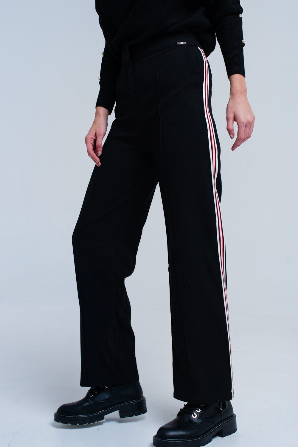 Black pants with stripe detail