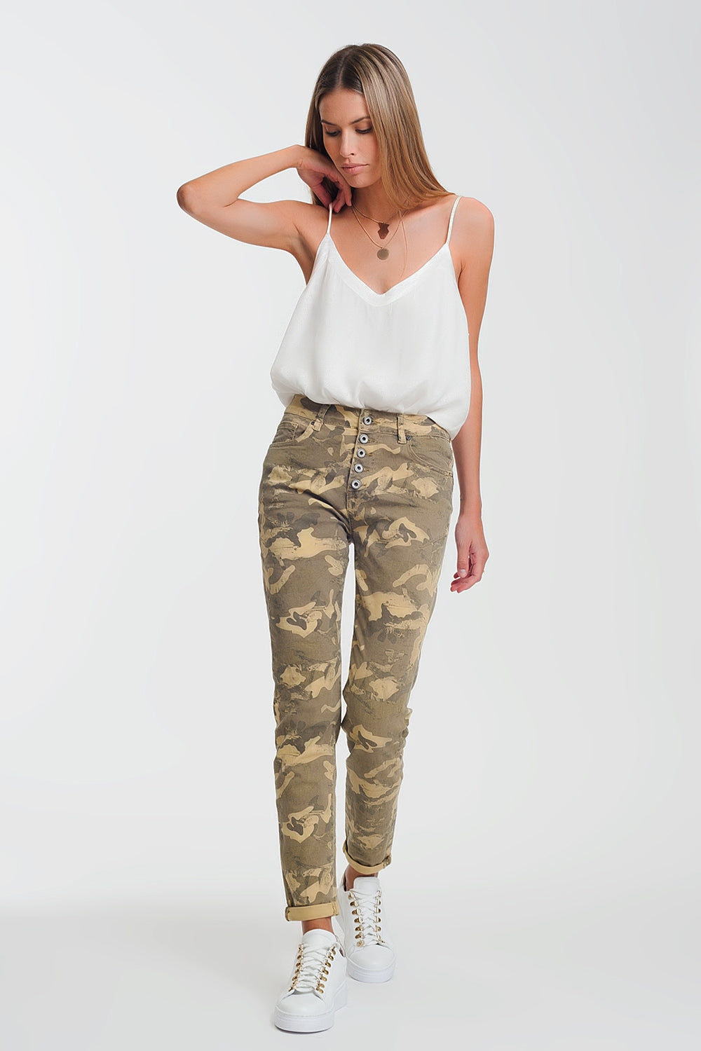 Boyfriend Pants with camo print