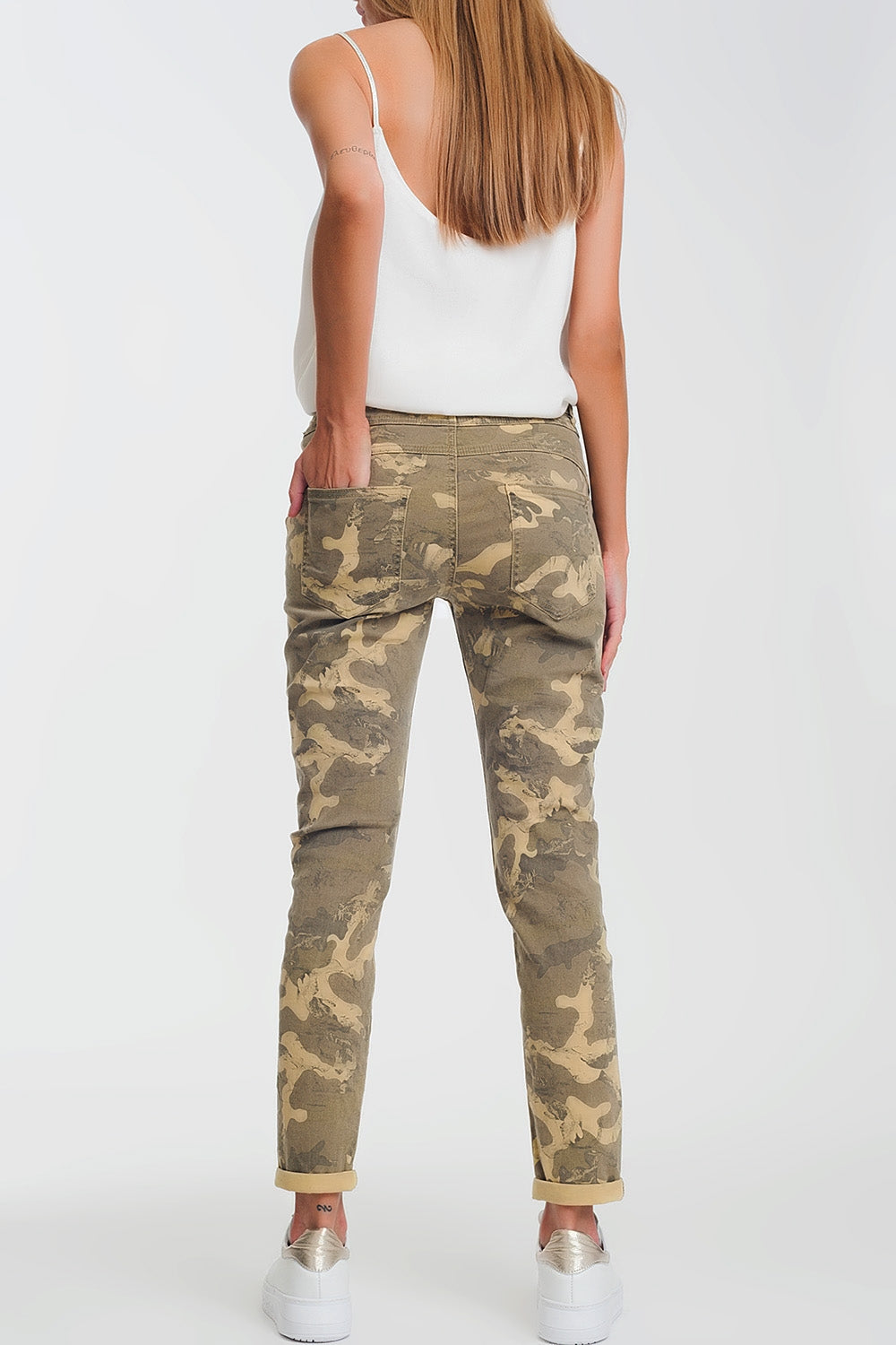 Boyfriend Pants with camo print