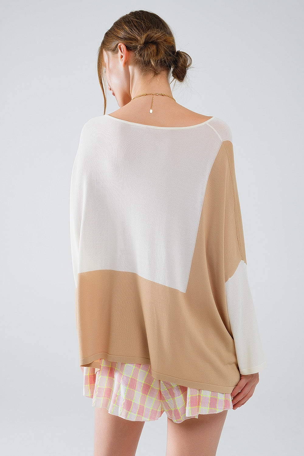 Color Block Bat Wing Sweater In White and Beige