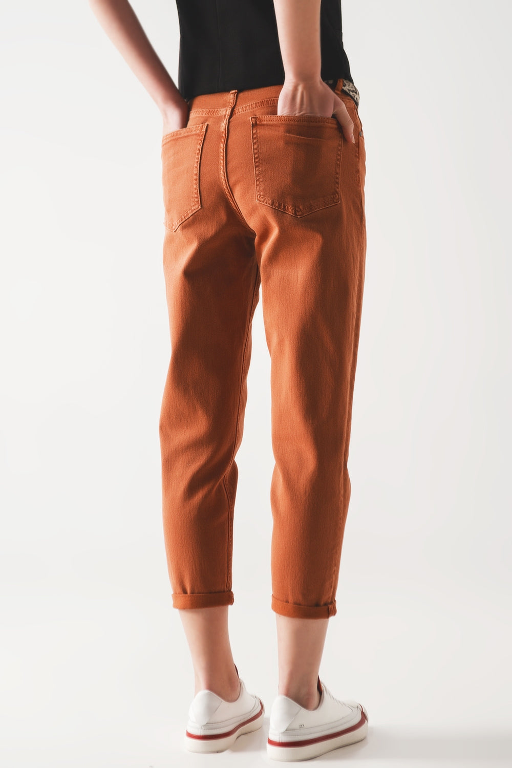 Cotton mid rise slouchy jean in rust