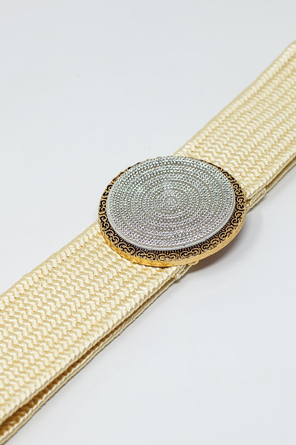 Cream woven belt with round buckle with rhinestones