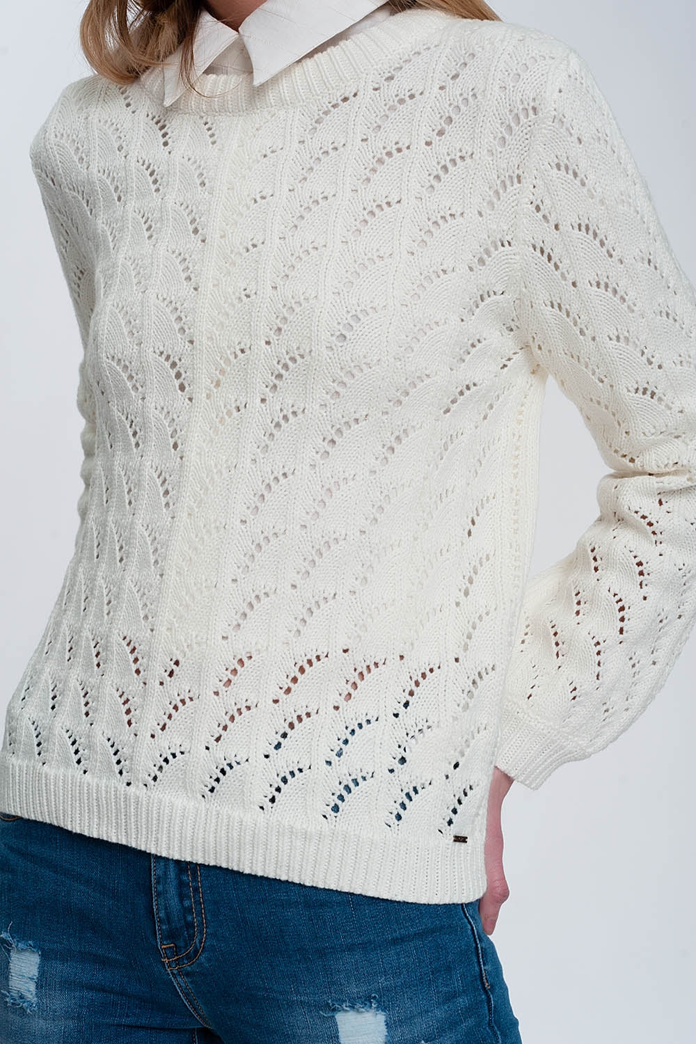 Crochet jumper in cream