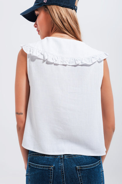 Crop top with bib collar in white