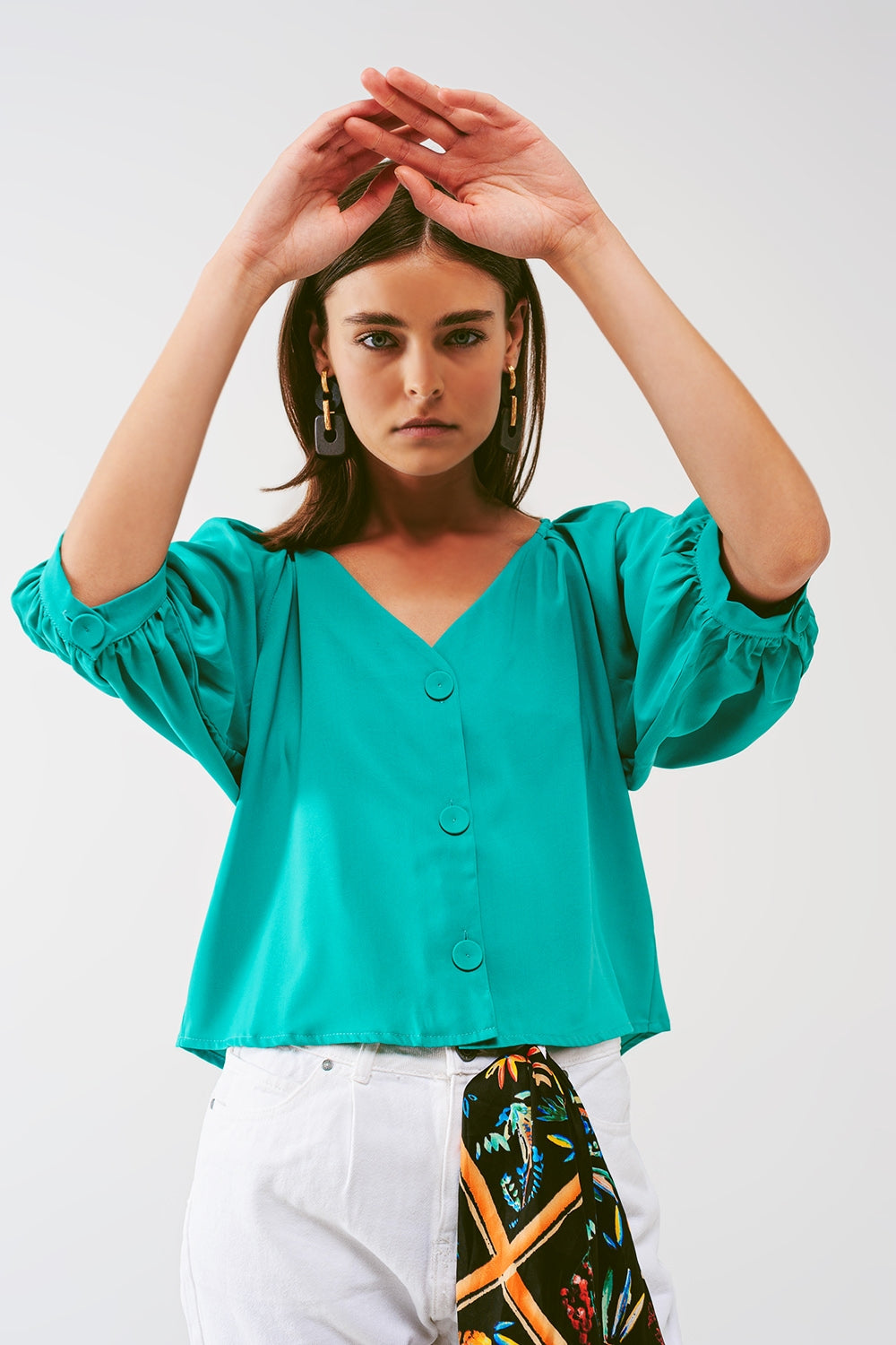 Q2 Cropped Button Through Shirt in Green