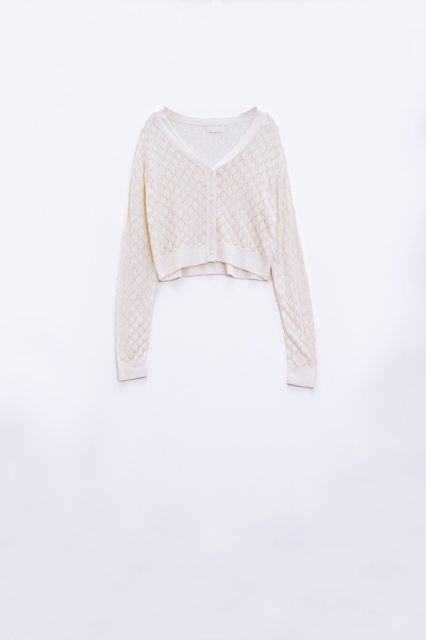 Cropped Cardigan in Beige with Argyle Print