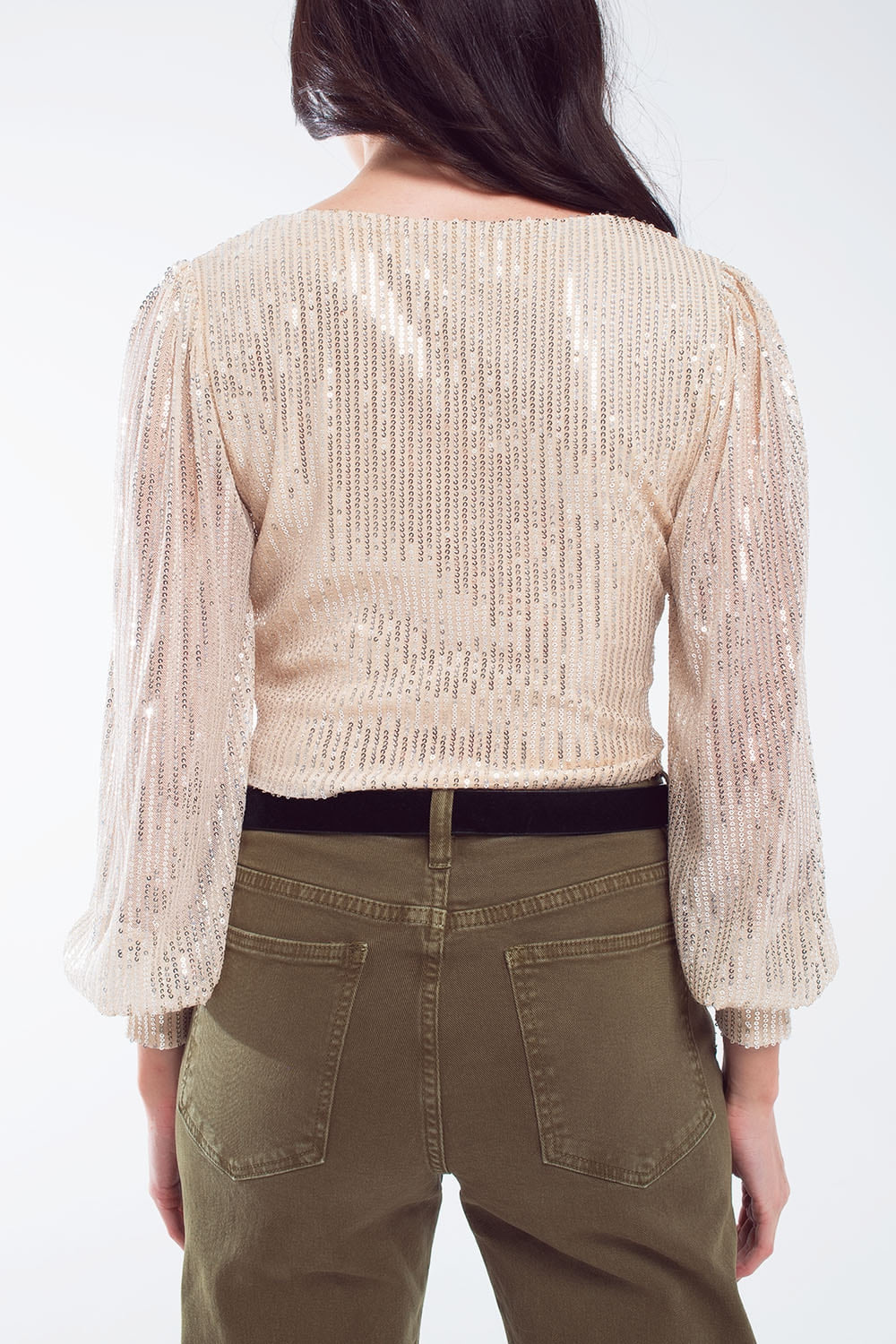 Cropped long Sleeve Sequin Top With V-neck and Rouched Design in Pearl White