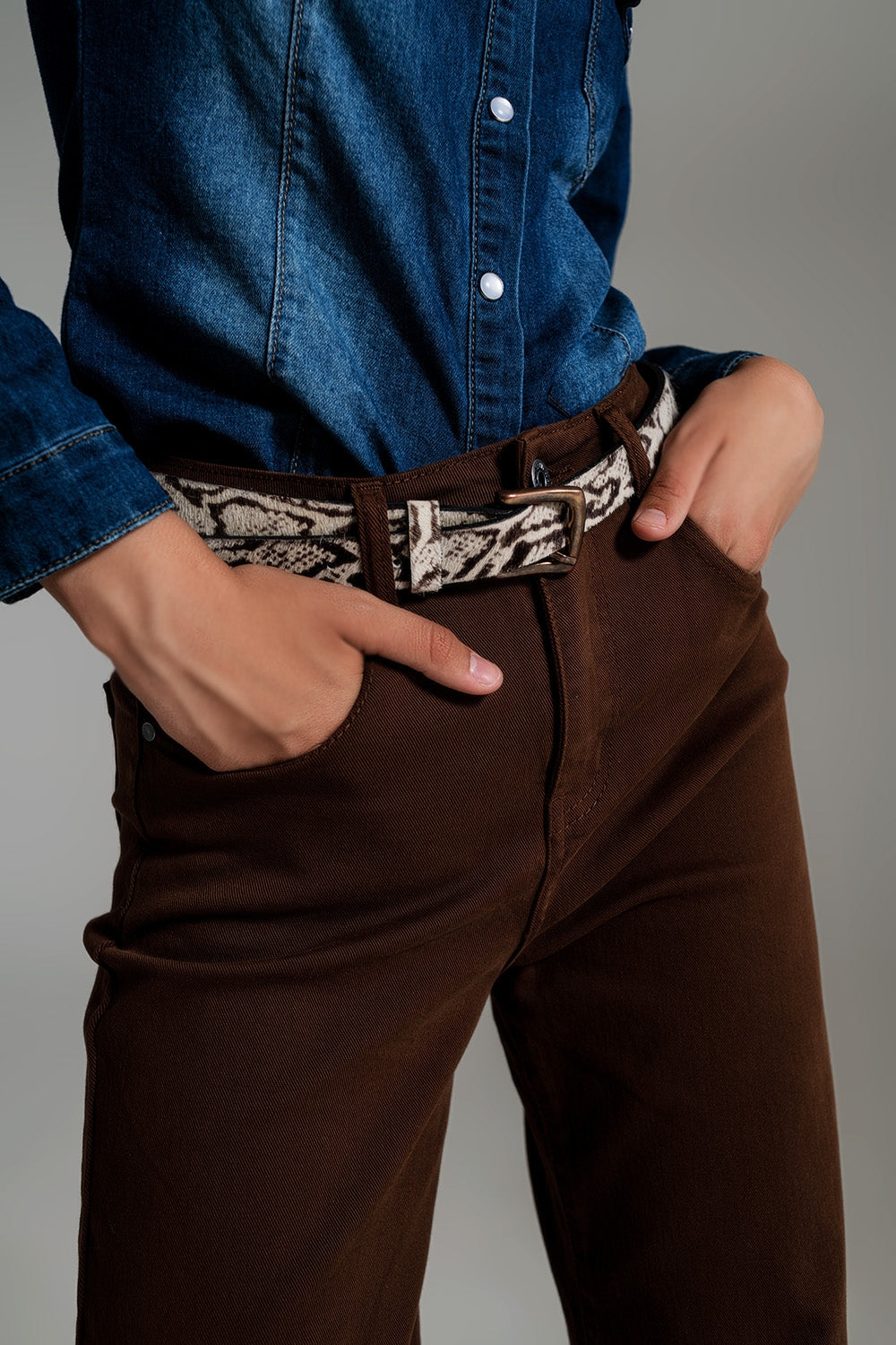 Cropped wide leg jeans in brown