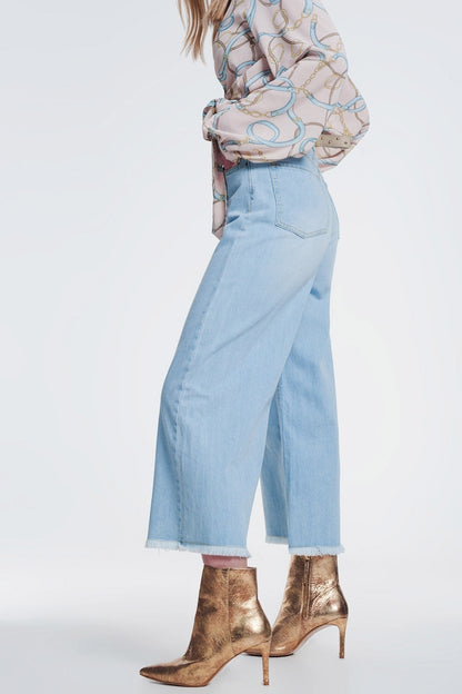 Culotte jeans with ripped hem