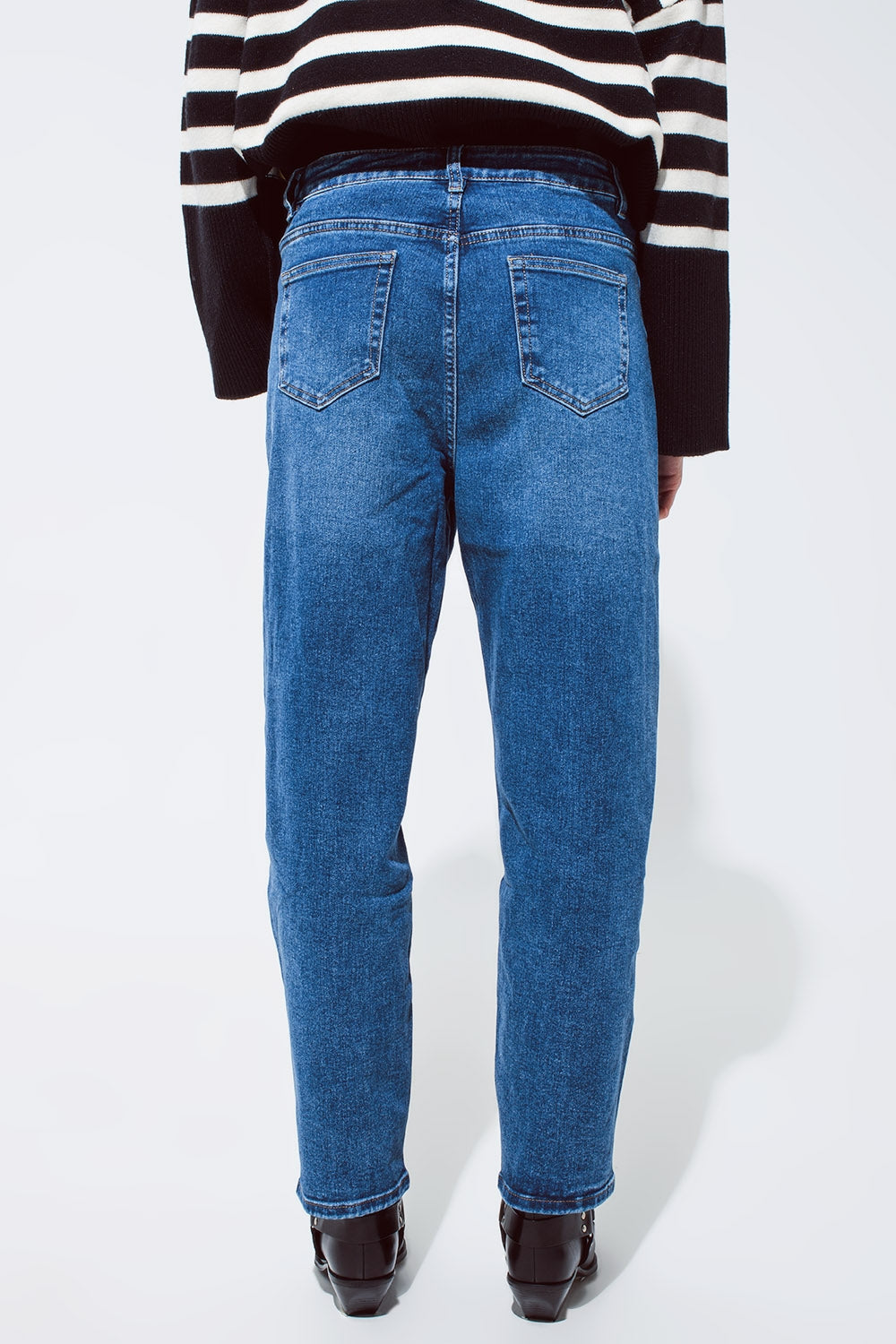 Dark blue oversized boyfriend jeans