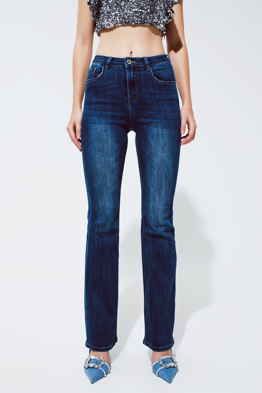 Q2 Denim Jeans Flaire in dark blue wash