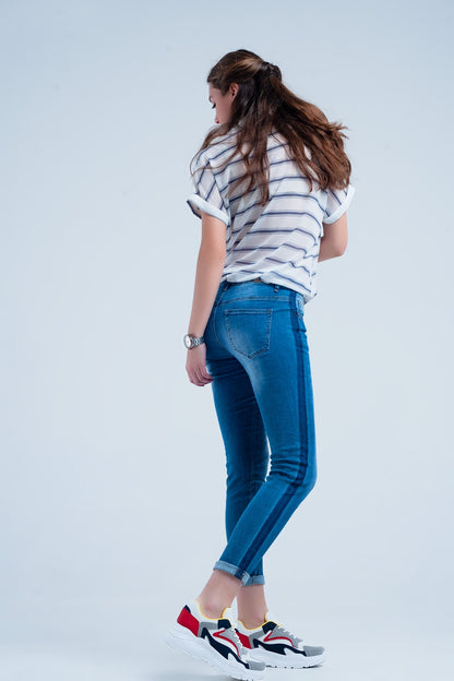 Denim jeans with blue side stripe