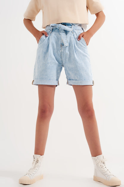 Denim shorts with light blue wash and waist tie