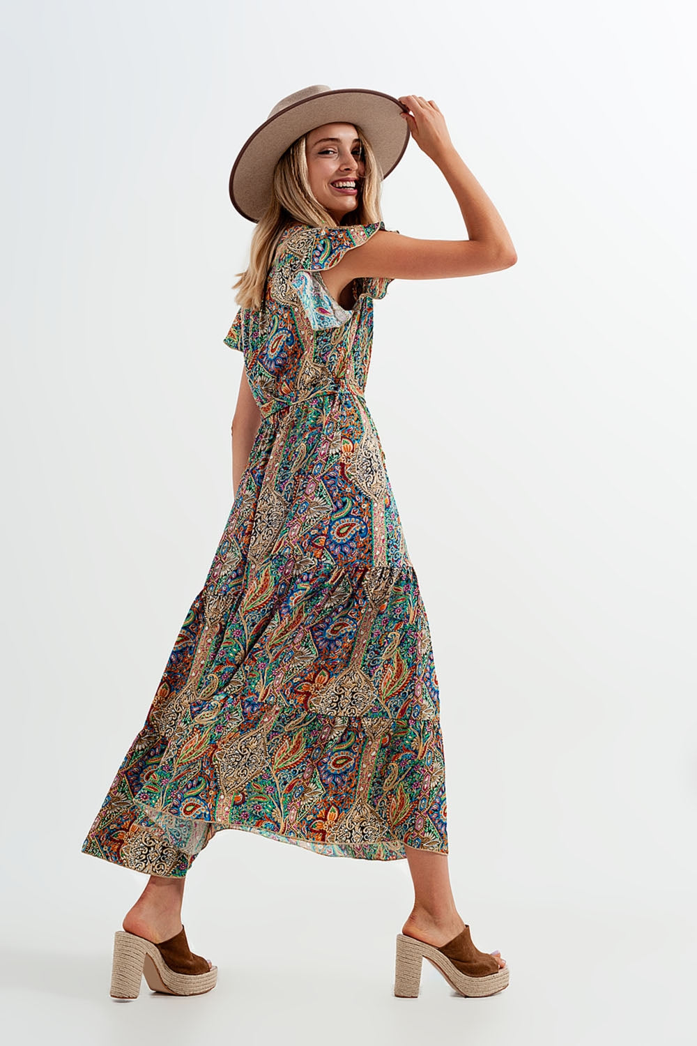 Dressed ruffle hem midaxi dress in paisley print in green