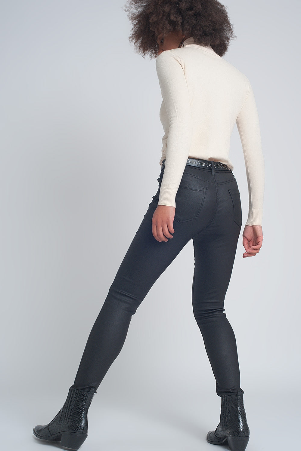 Faux leather skinny trousers in black colour