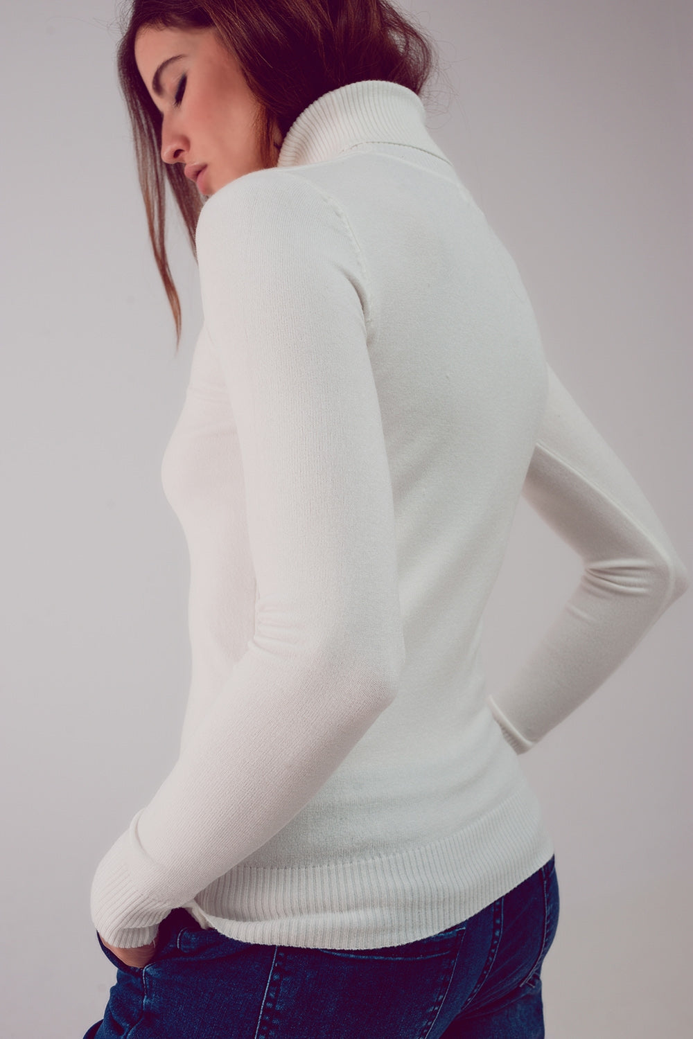 Fine knit high neck jumper in cream