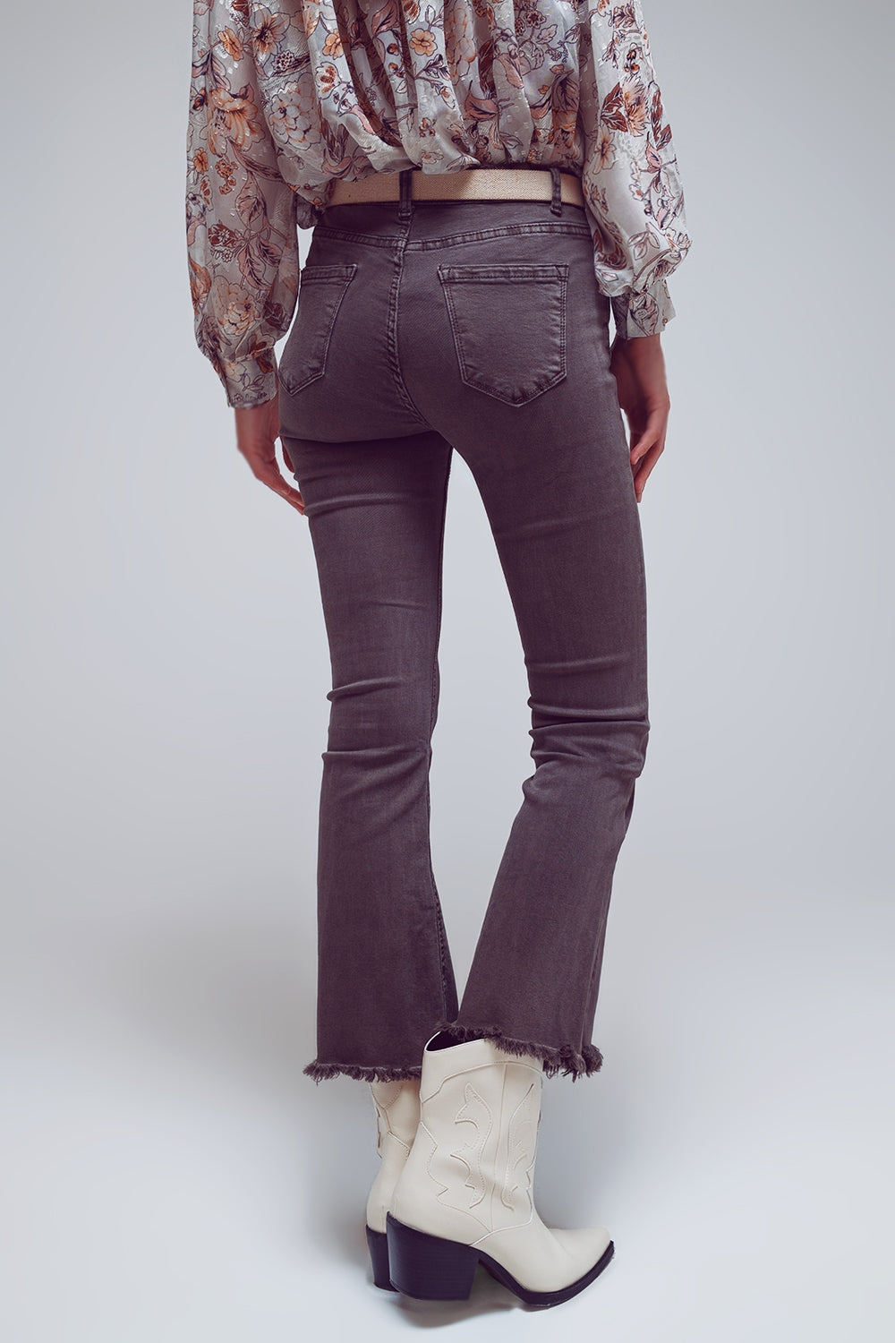 Flare jeans with raw hem edge in dark grey