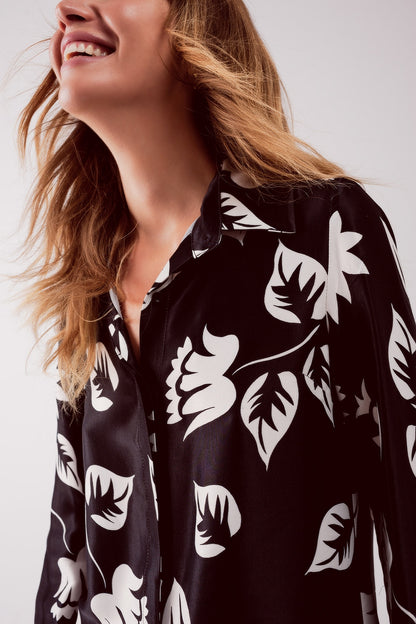 Floral print shirt in black