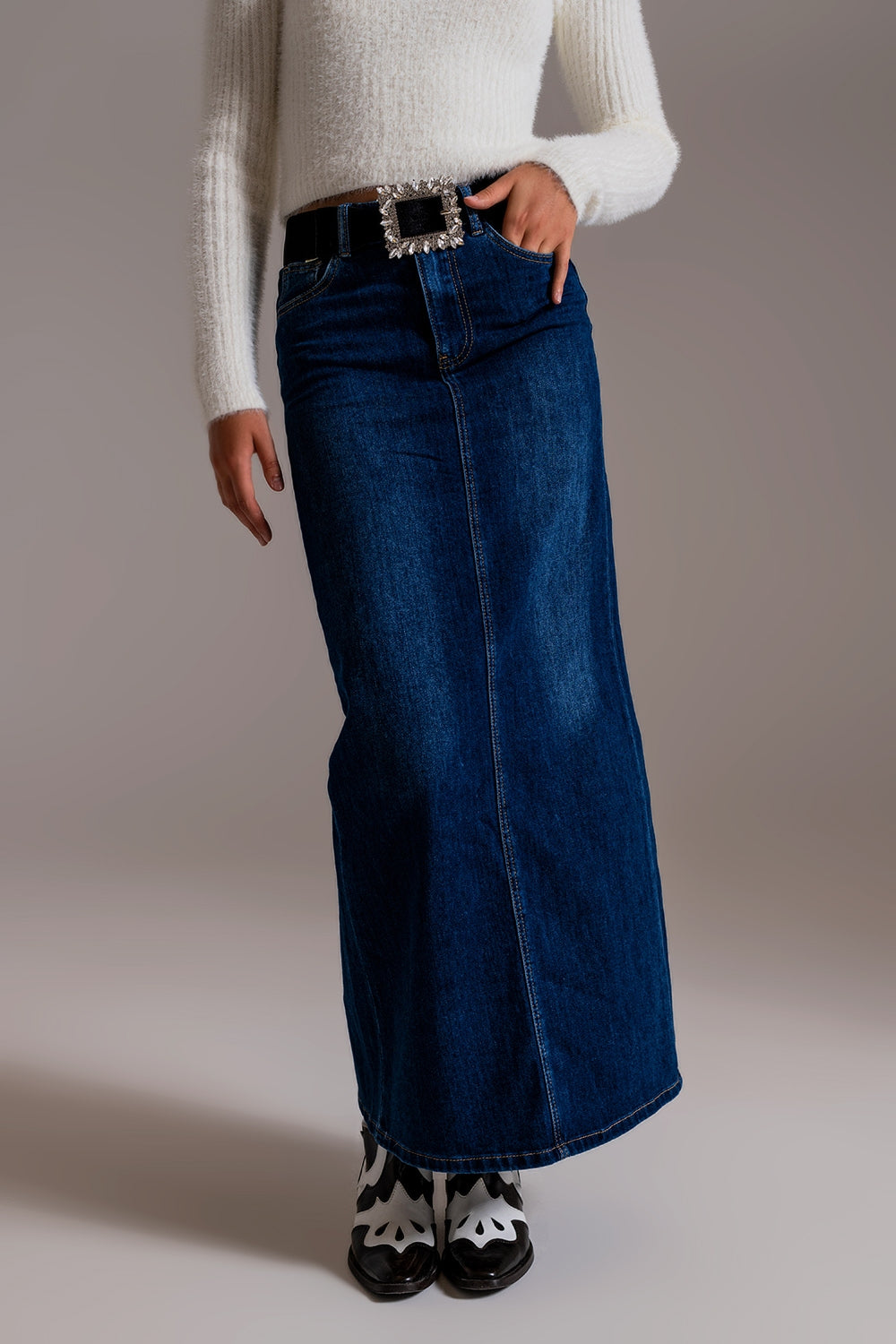 Q2 Full Length Stretch Denim 90's Skirt in Dark Wash