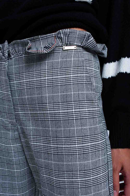 Gray tartan pattern pants