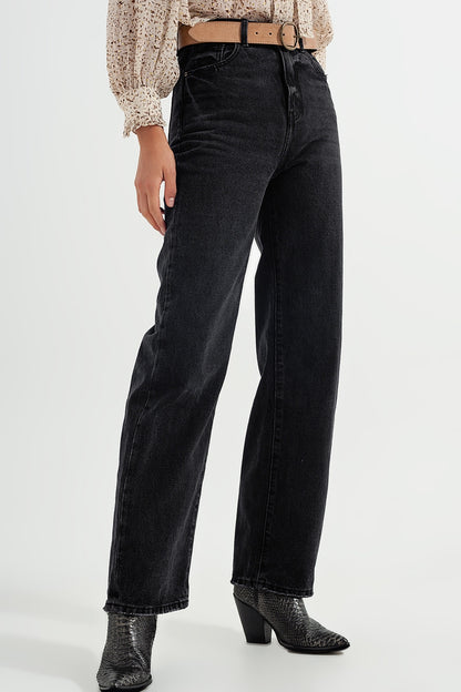 Q2 high rise straight jeans in washed black