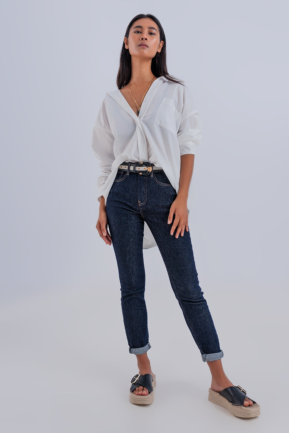 High waisted basic jean in dark blue