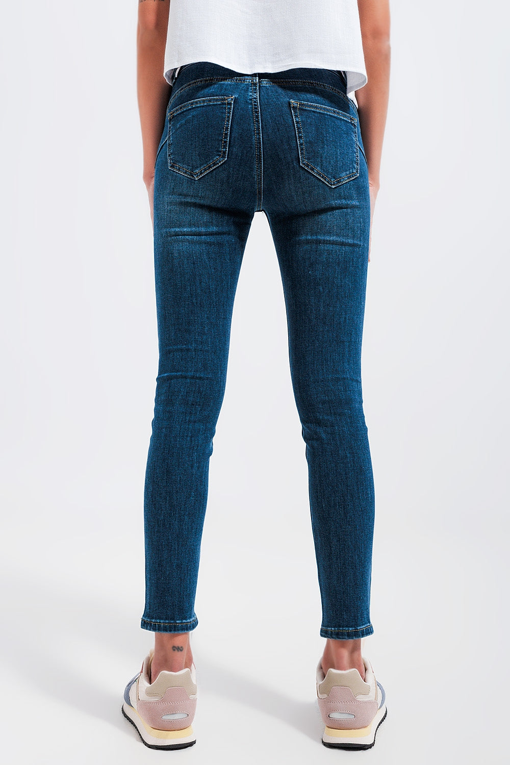 High waisted skinny jeans in dark wash