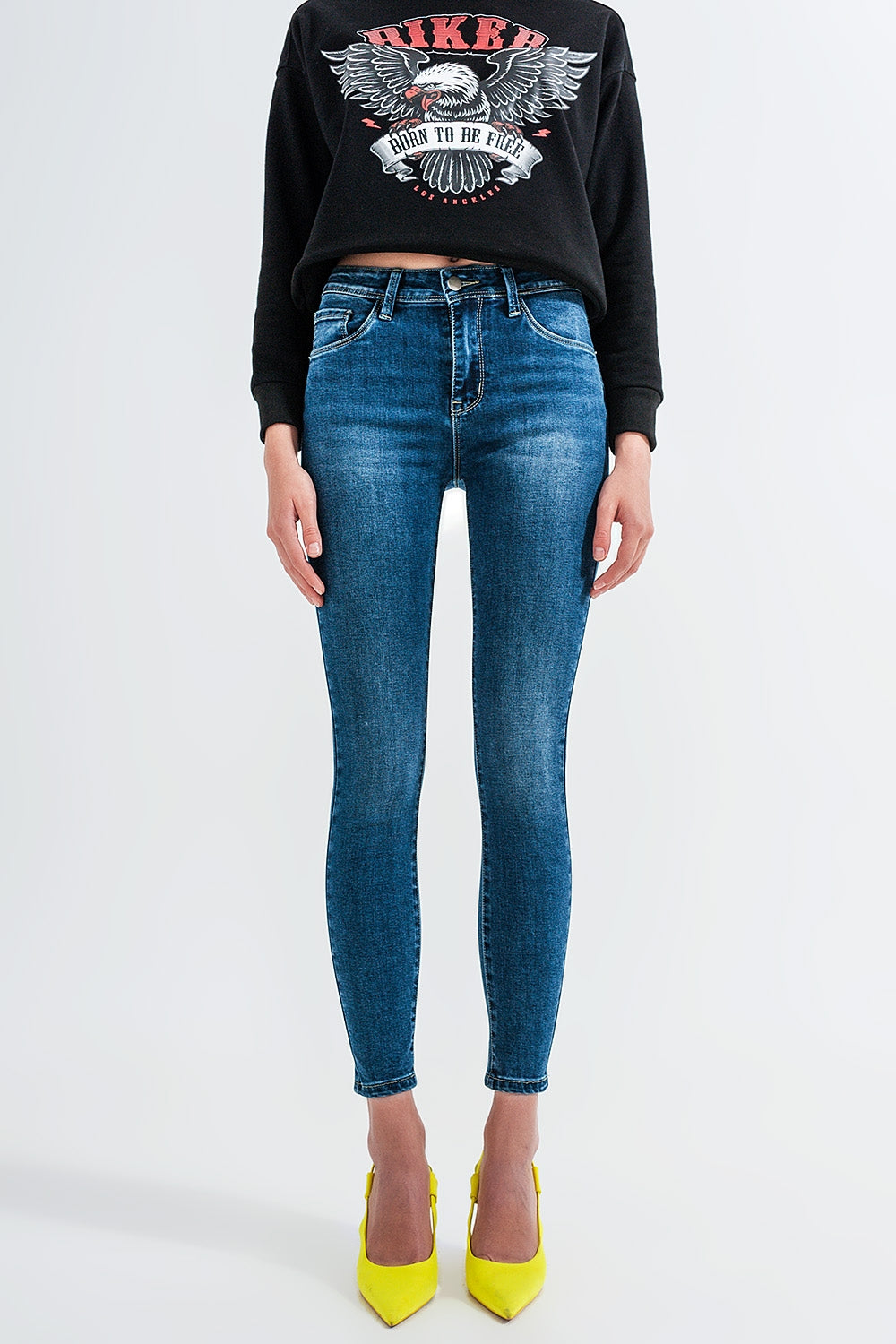 High waisted skinny jeans in mid blue