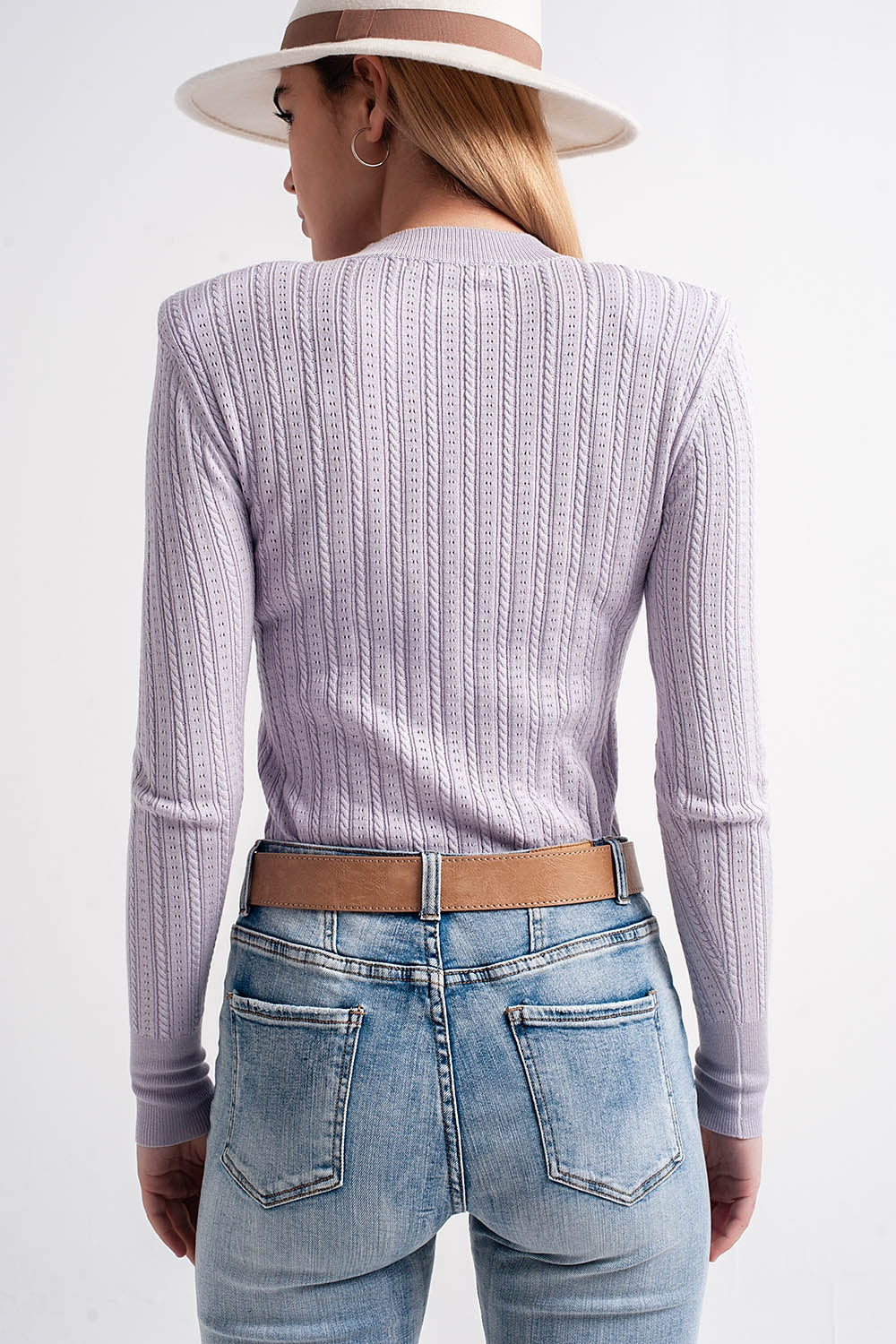 Jumper with shoulder pad in lilac