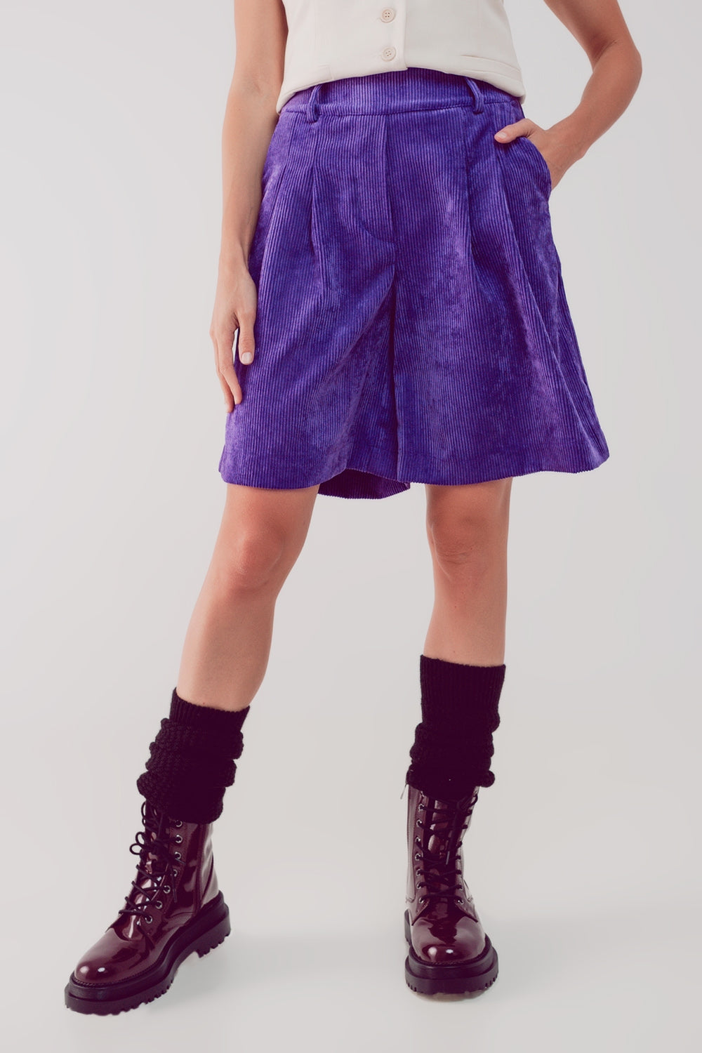 Q2 Longline short in purple cord