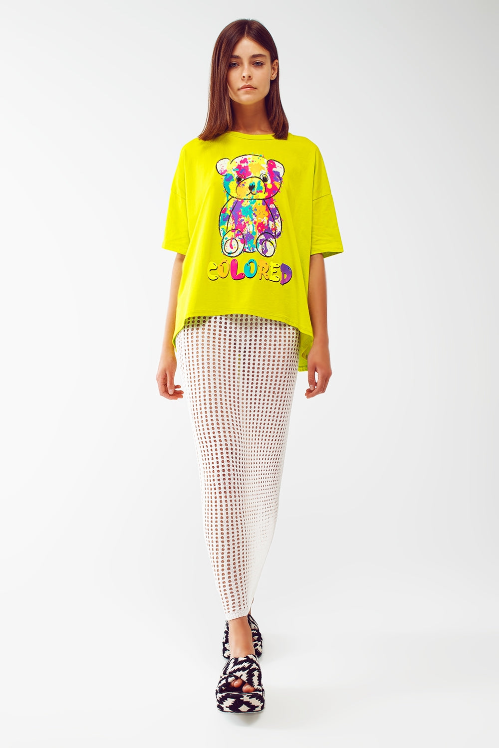 loose-fitting lime T-shirt with colored bear