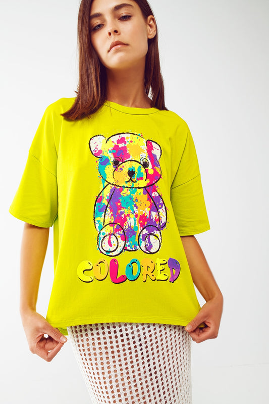 Q2 loose-fitting lime T-shirt with colored bear