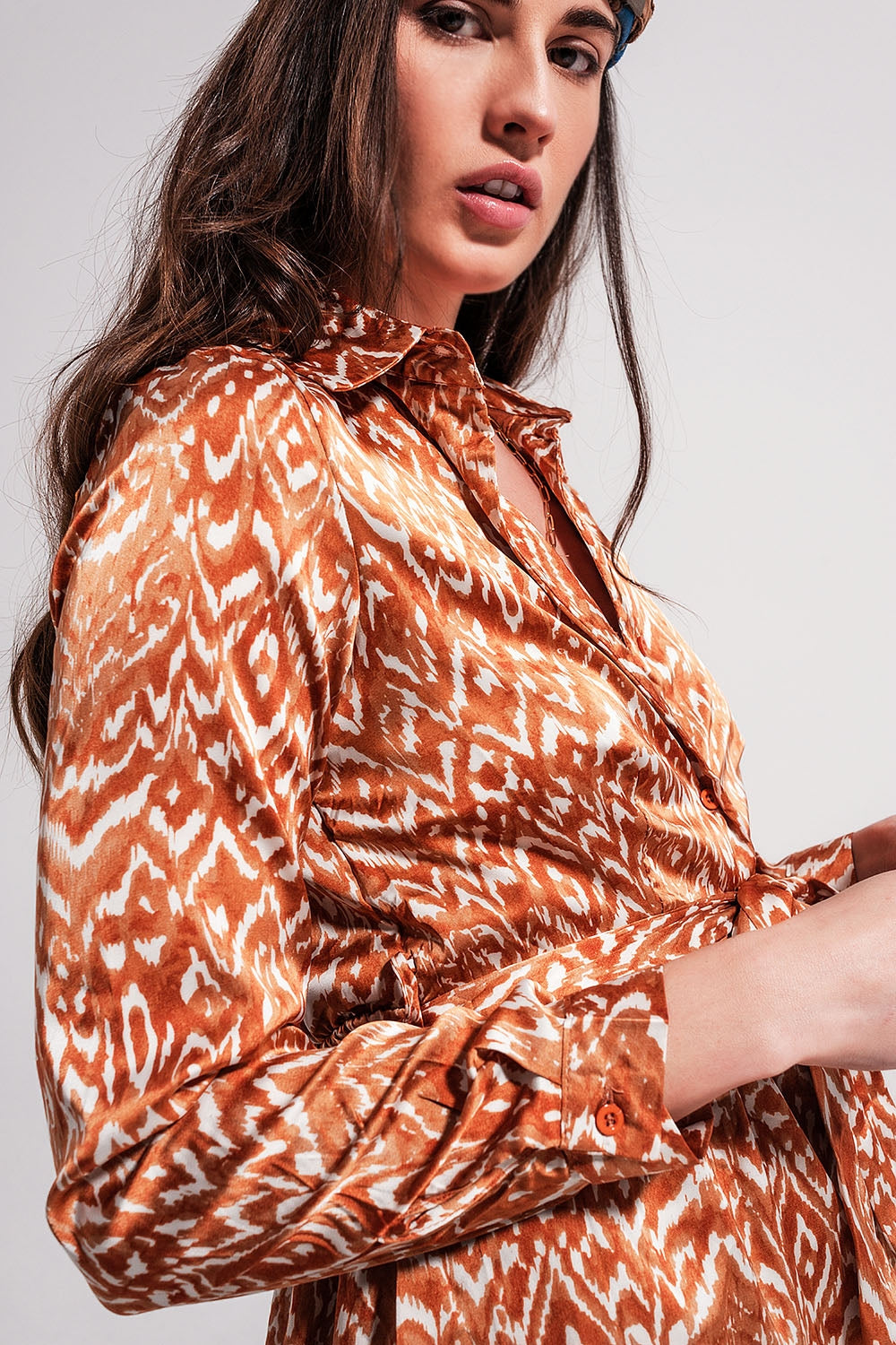 Maxi dress in abstract animal print in orange