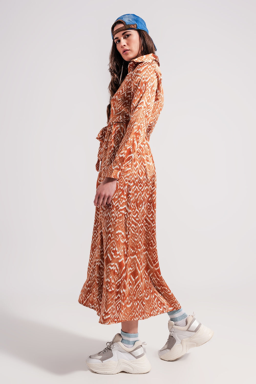 Maxi dress in abstract animal print in orange