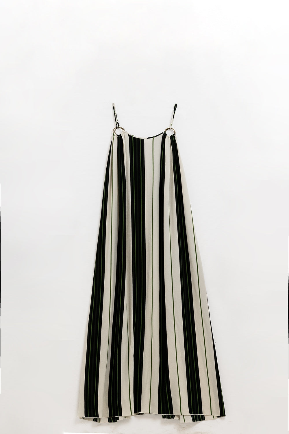 Q2 Maxi dress in lightweight fabric with striped print