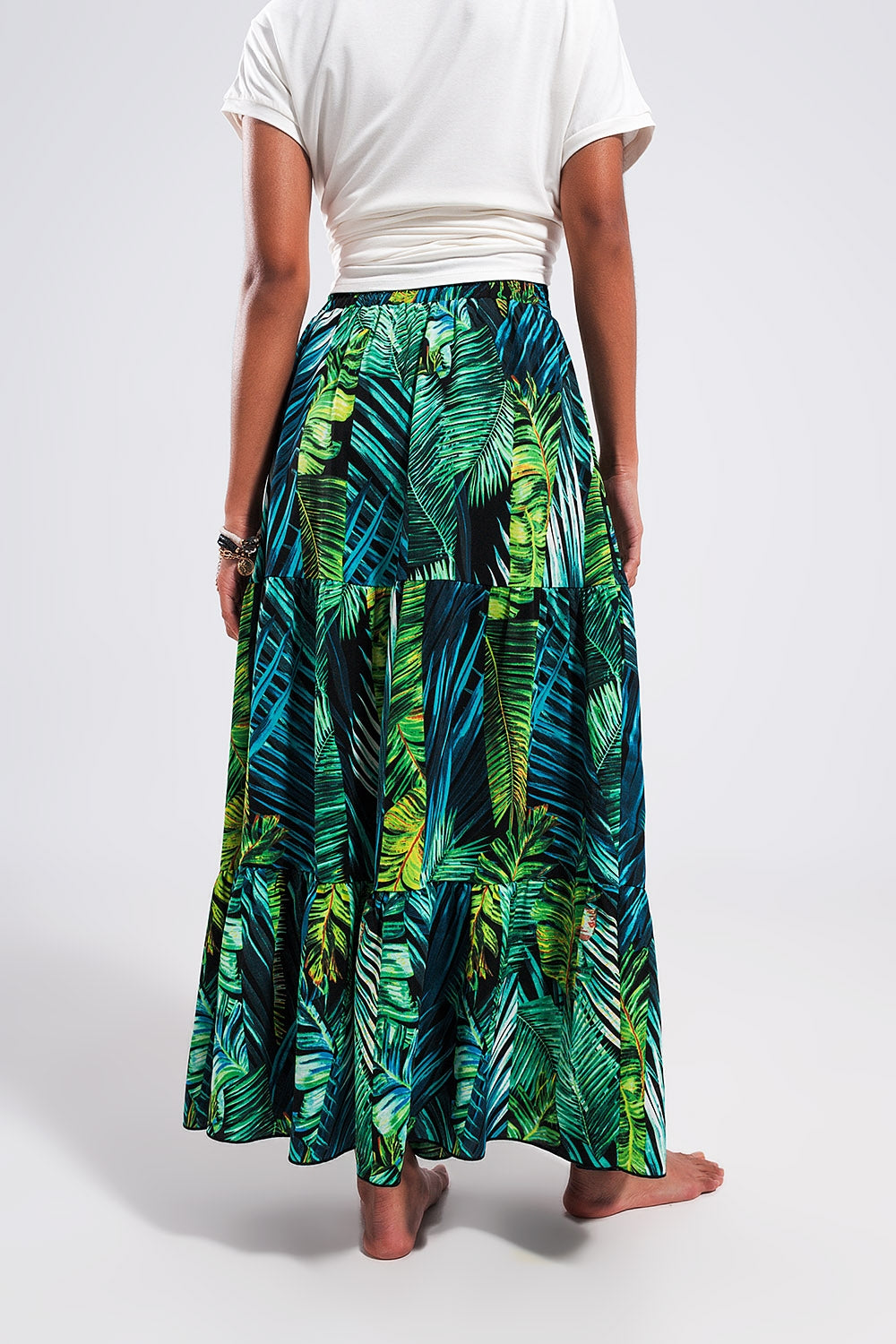 Maxi tiered skirt in green tropical print