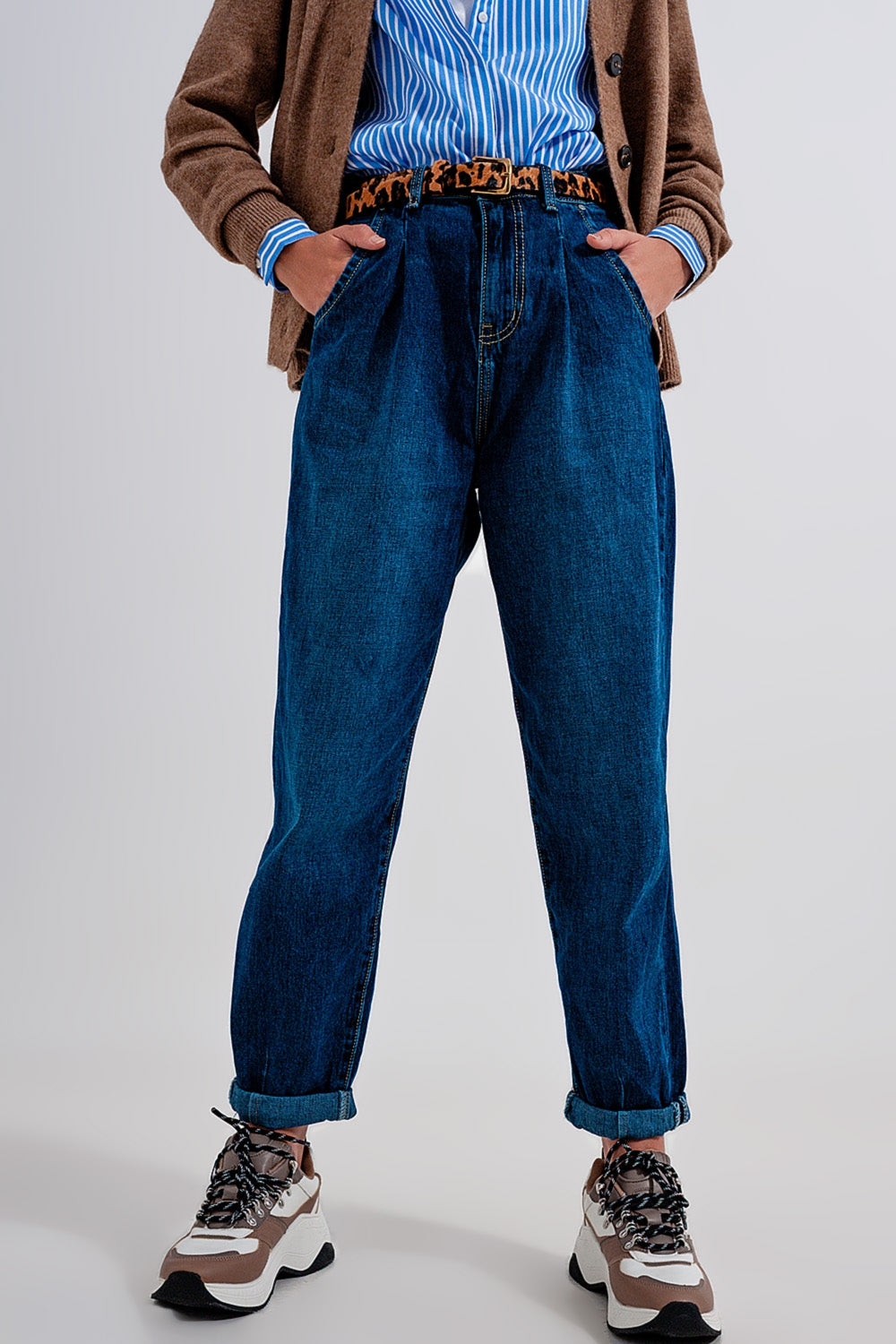 Medium blue pleat front pegged Jeans